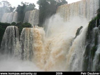 IguazÃº, Argentina-nejvÄtÅ¡Ã­ vodopÃ¡dovÃ½ systÃ©m