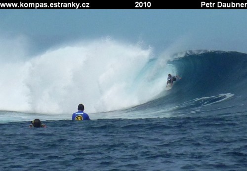 Surfování na Tahiti