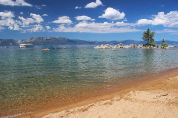 Lake Tahoe - pohled z nevadské strany