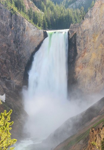 Národní park Yellowstone - Lower Falls