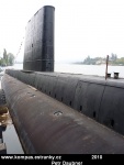 VALDIVIA-02-ponorka-na-nabrezi.jpg