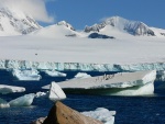 antarktida--antarkticky-poloostrov-brown-bluff.jpg