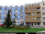 Suchdol-moderni-domy-na-Suchdolskem-namesti.jpg