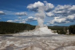 yellowstone-12-castle-geyser.jpg